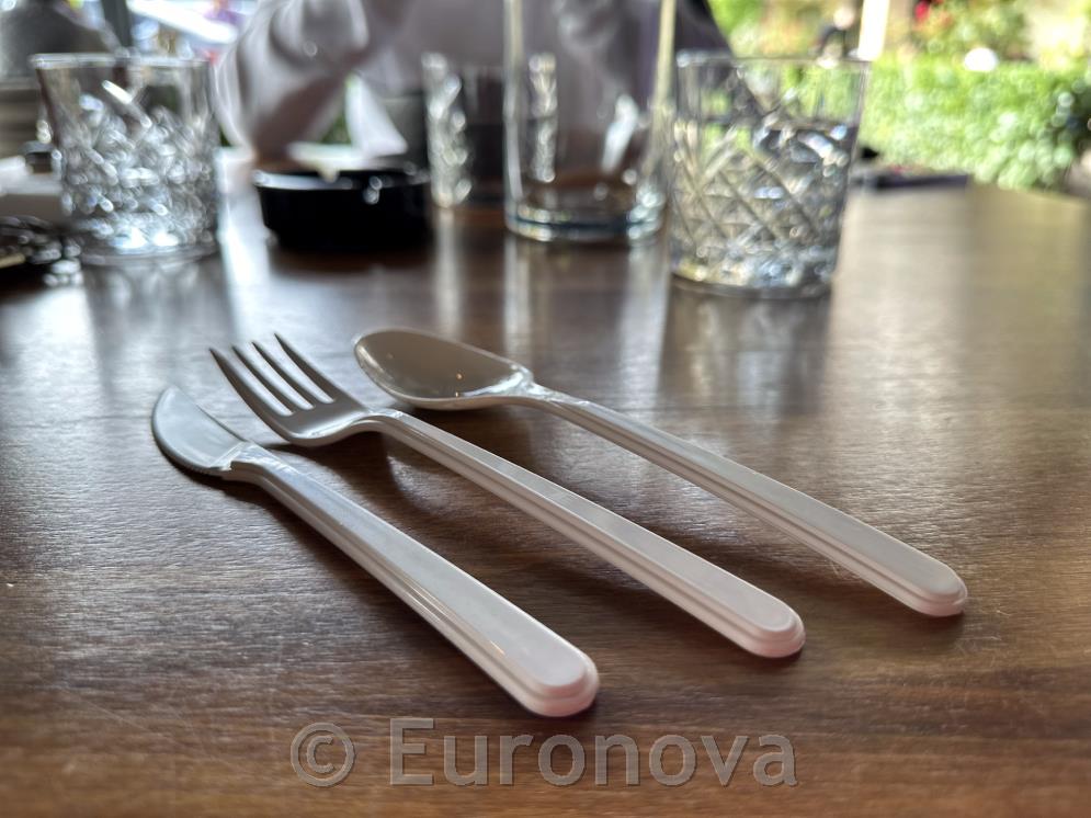 Set / plastičen pribor / vilica+nož / MultiUse / 250kos