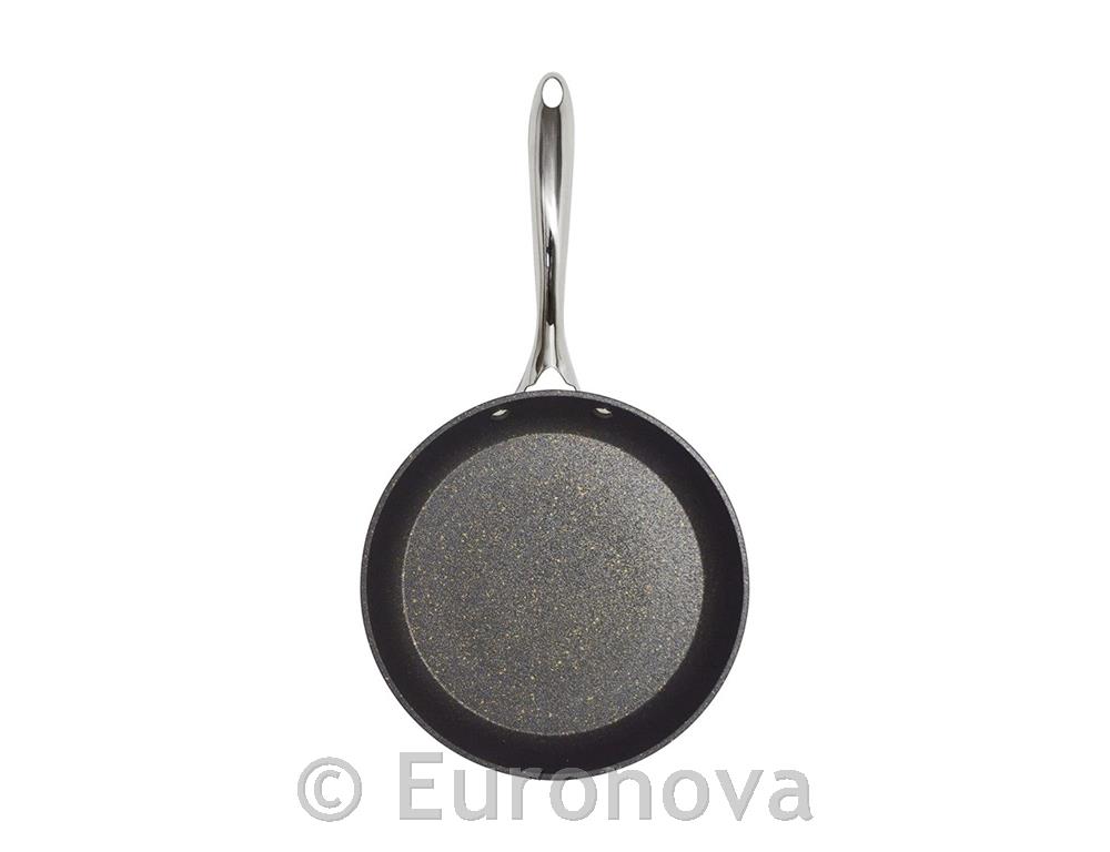 Nizka ponev aluminij / 22cm / 4mm / Non-Stick / indukcija